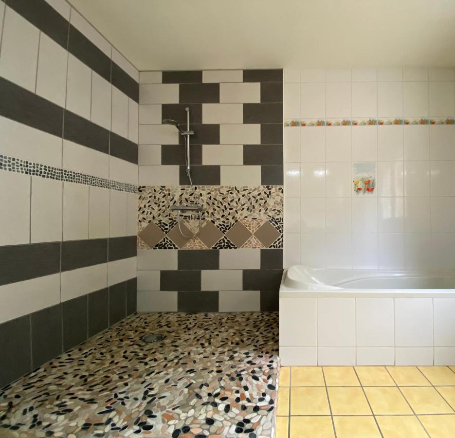 Vue Panoramique & Jacuzzi Prive Saint-Hilaire (Haute-Loire) Exterior foto